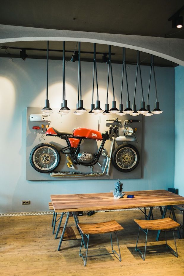 Royal Enfield Flagship Store Vienna Er Ffnet Morecast