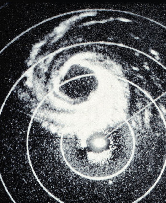 Hurricane_Alice_01_jan_1955_radar