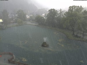 Starkregen (Quelle: http://www.schneeberg.tv/)