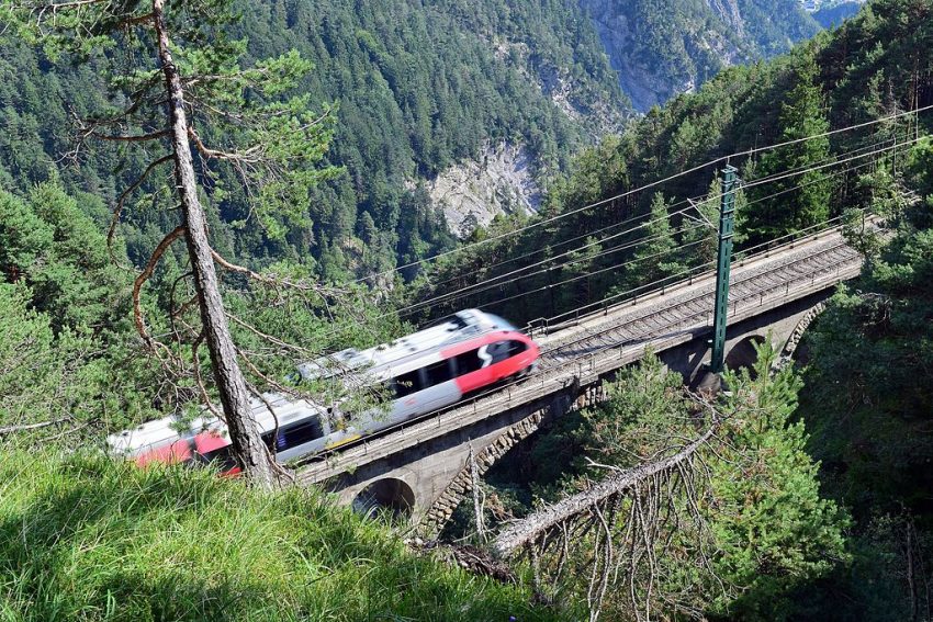 Die Mittenwaldbahn (c) Wikimedia Commons/Haeferl CC BY-SA 3.0 AT