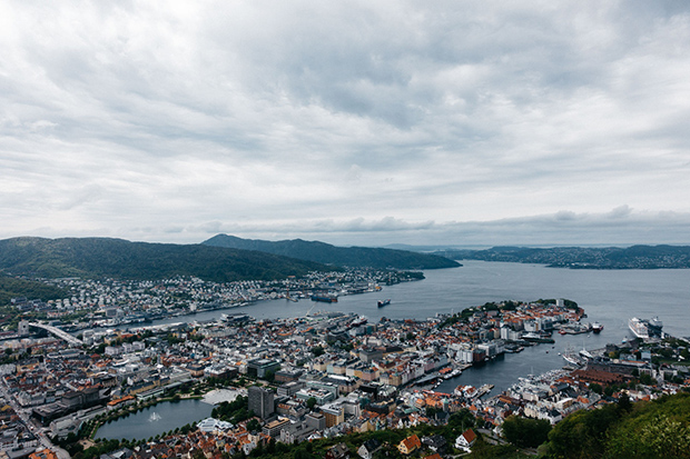 Sommerhitze ade. Bergen ist beliebter Zufluchtsort für Hitzegeplagte. © Jay Mantri