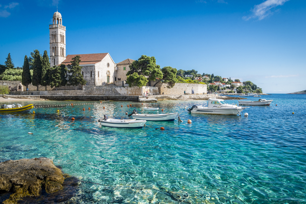 L'île Hvar (c) shutterstock.com/Anilah