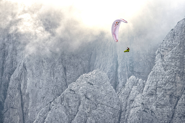 Der Franzose Gaspard Petiot in der Nähe des Triglav. © Sebastian Marko/Red Bull Content Pool