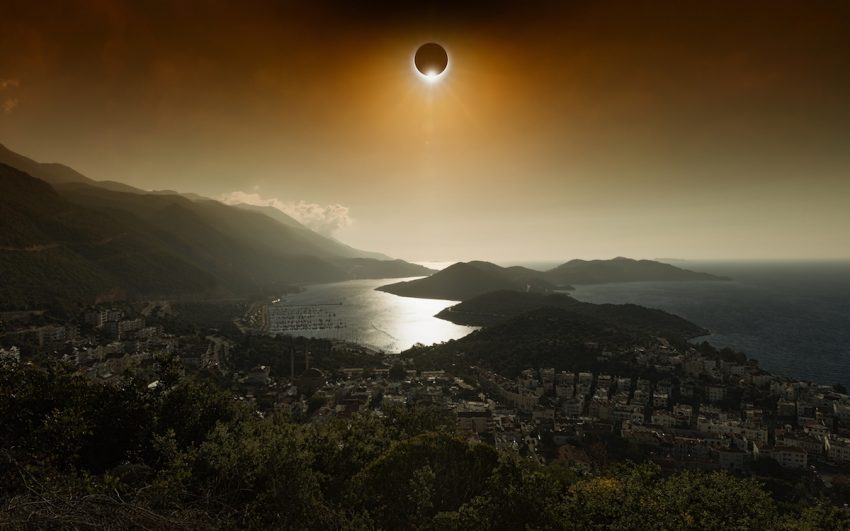 Totale Sonnenfinsternis (c) shutterstock.com/Igor Zh