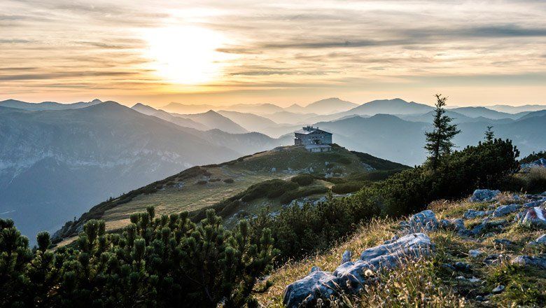 Im Herbst locken die Wiener Alpen mit traumhaften Wanderwegen und ausgezeichneten Hütten. © Niederösterreich Werbung/Robert Herbst