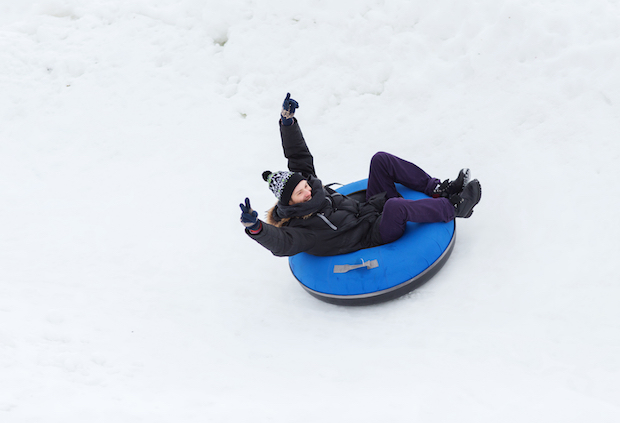 Snowtubing ist mehr Spaß als Sport. ©shutterstock.com/Syda Productions