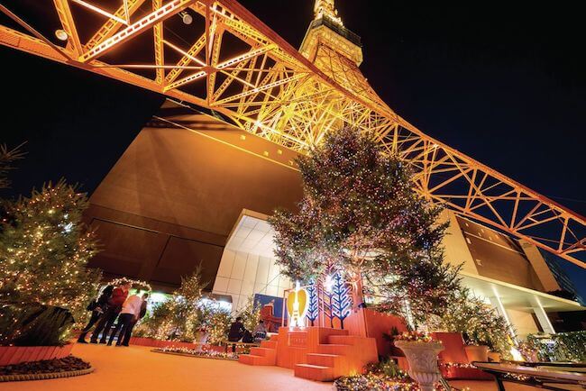 Der Tokyo Tower erstrahlt in orangefarbenem Licht. © Tokyo Tower