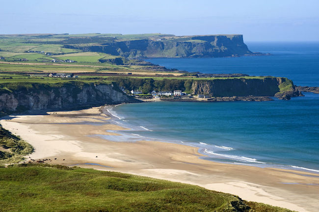 Die White Park Bay. © Tourism Ireland